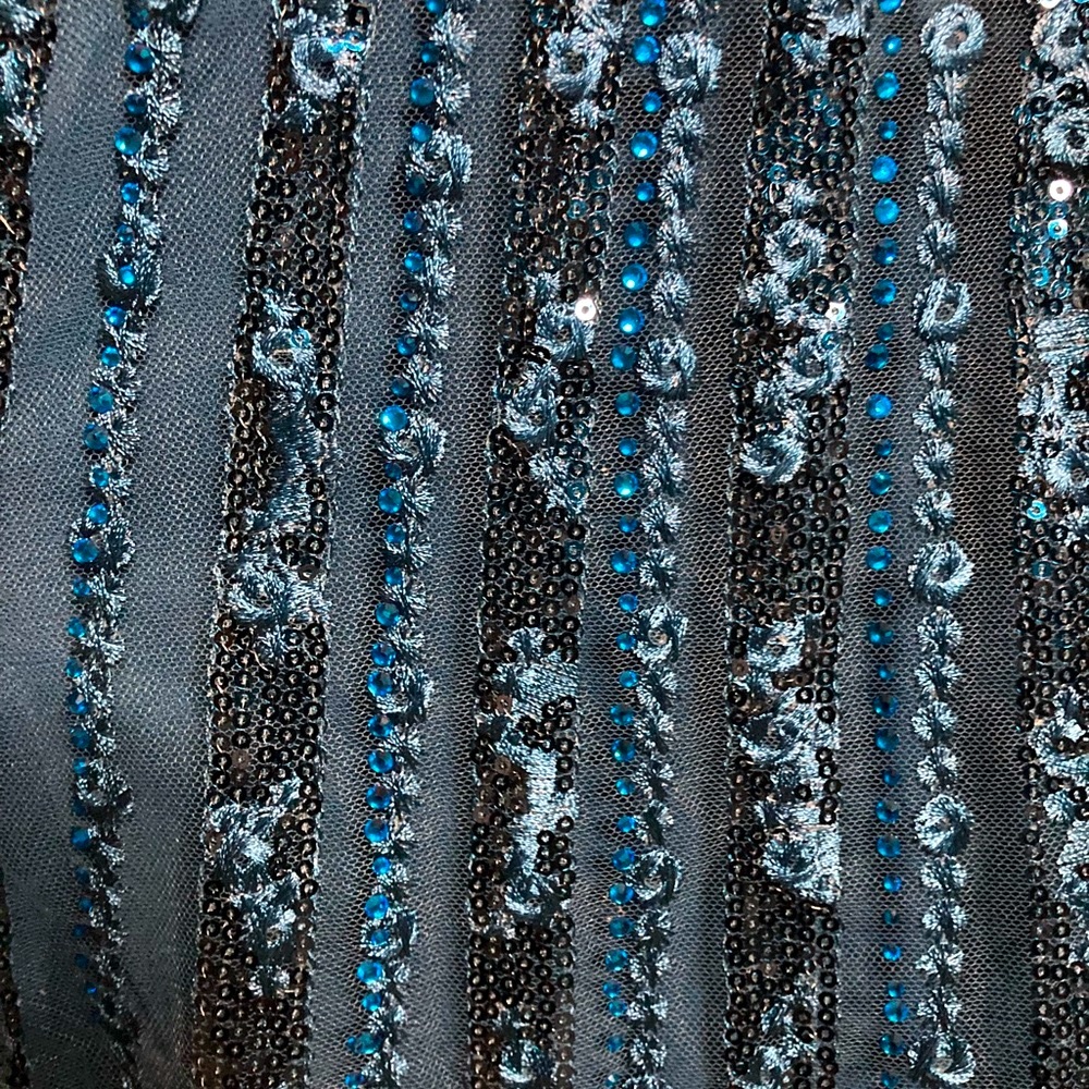 NWT Mac Duggal 20528 Ocean Blue One Shoulder Cape Sleeve Embellished Gown -Sz 12 - Picture 6 of 10